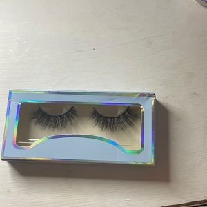 Favorite lashes by far. Thick and full lashes